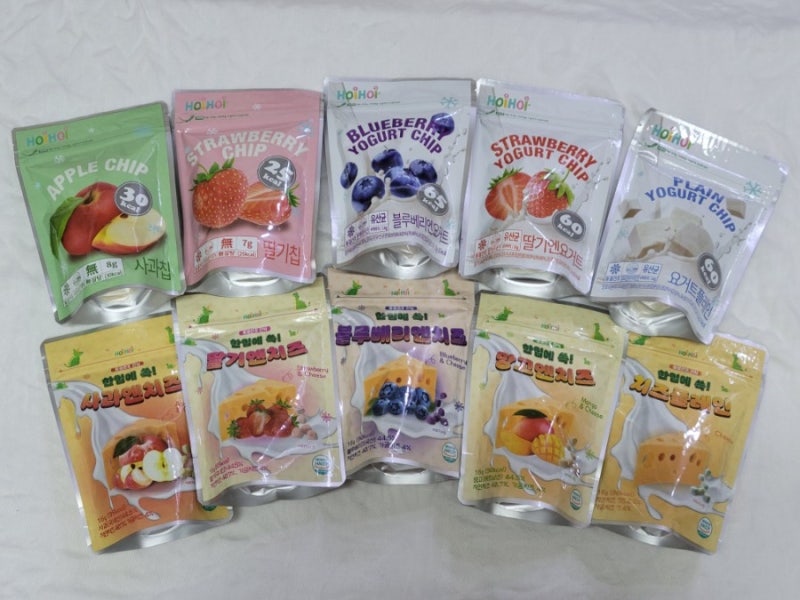 Photos of the freeze‑dried fruit prototypes made directly by Hoihoi.